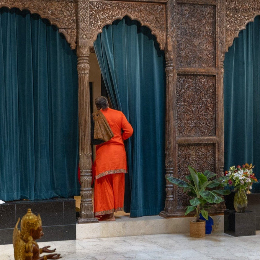 HINTER DEN KULISSEN — EINBLICKE IN DEN TEMPEL SRI VITTHAL DHAM MANDIR