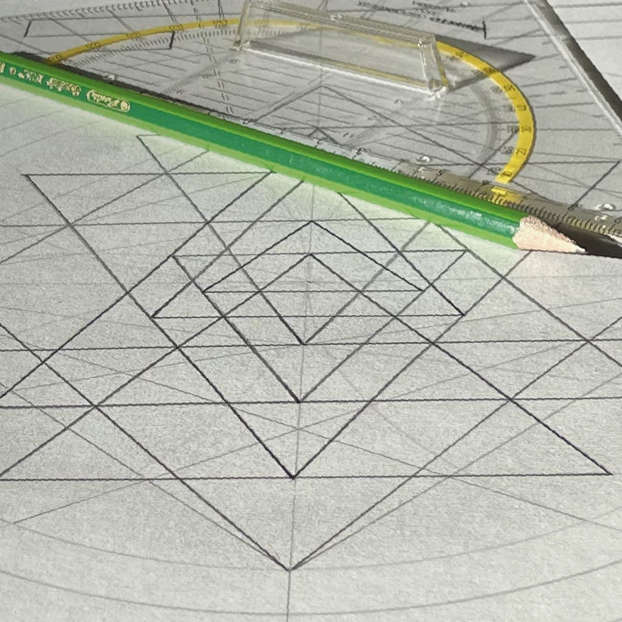 ŚRI YANTRA-KONSTRUKTIONSKURS MIT ANSCHLIEßENDER MALMEDITATION — SRI VITTHAL DHAM
