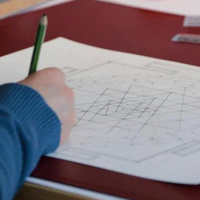 ŚRI-YANTRA ZEICHENKURS PLUS MALMEDITATION — SRI VITTHAL DHAM